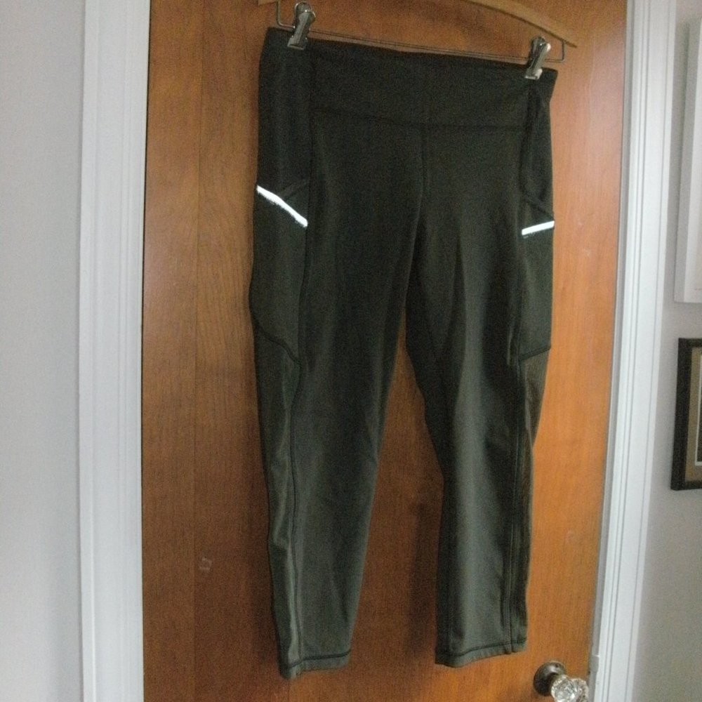 Lululemon Dark Green Mesh Insert Side Pockets Cro… - image 1
